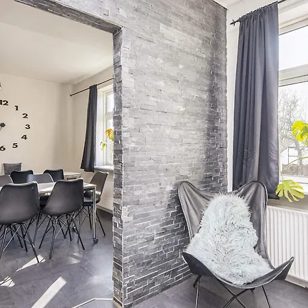 5 Star In Grindsted-by Traum